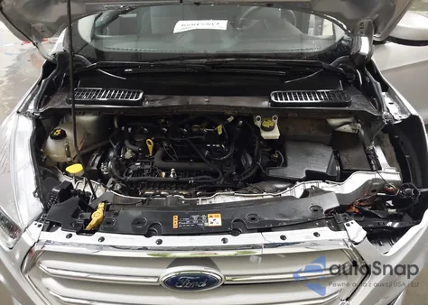 2019 Ford Escape Se from USA, damaged, VIN 1FMCU0GD2KUC26526